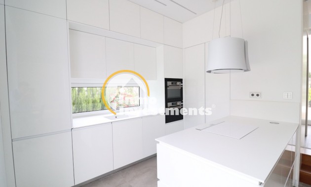 Resale - Villa - Las Colinas - Las Colinas Golf