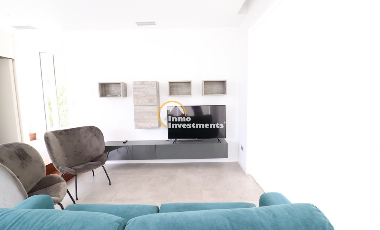 Resale - Villa - Las Colinas - Las Colinas Golf