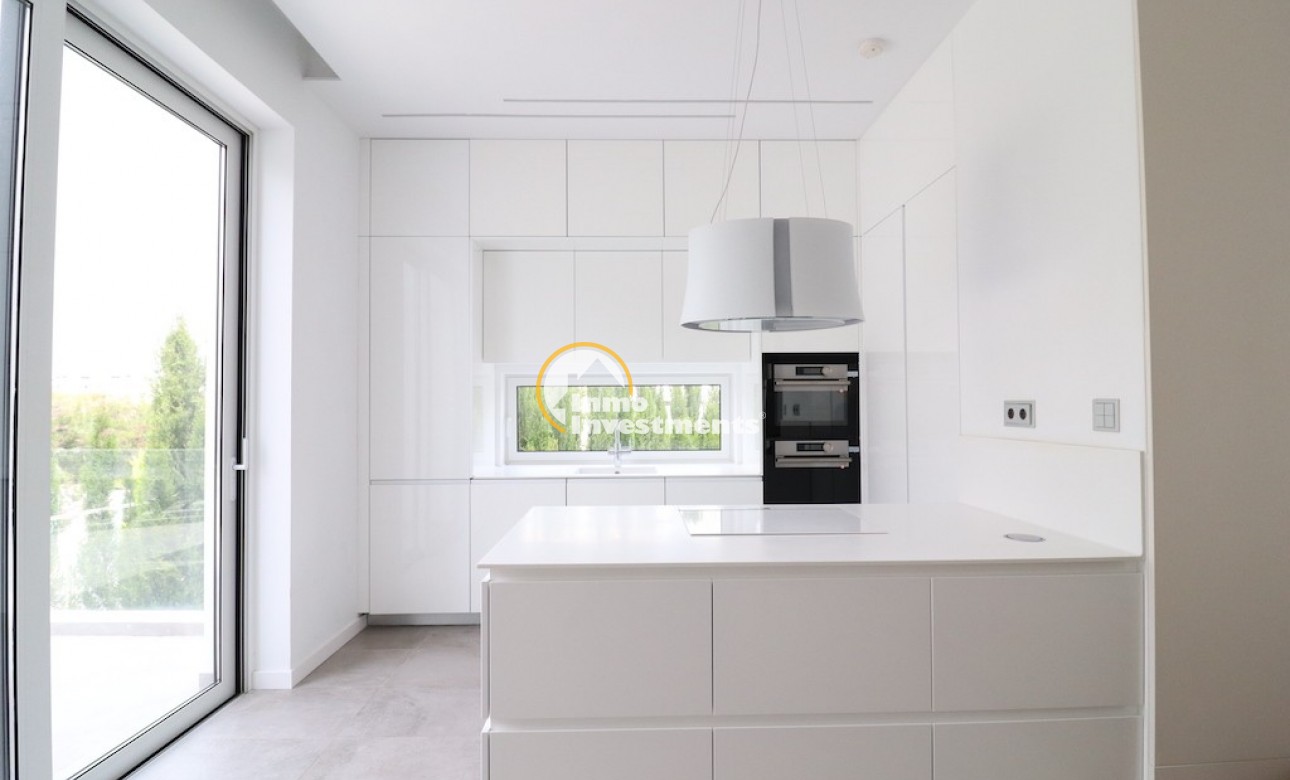 Resale - Villa - Las Colinas - Las Colinas Golf