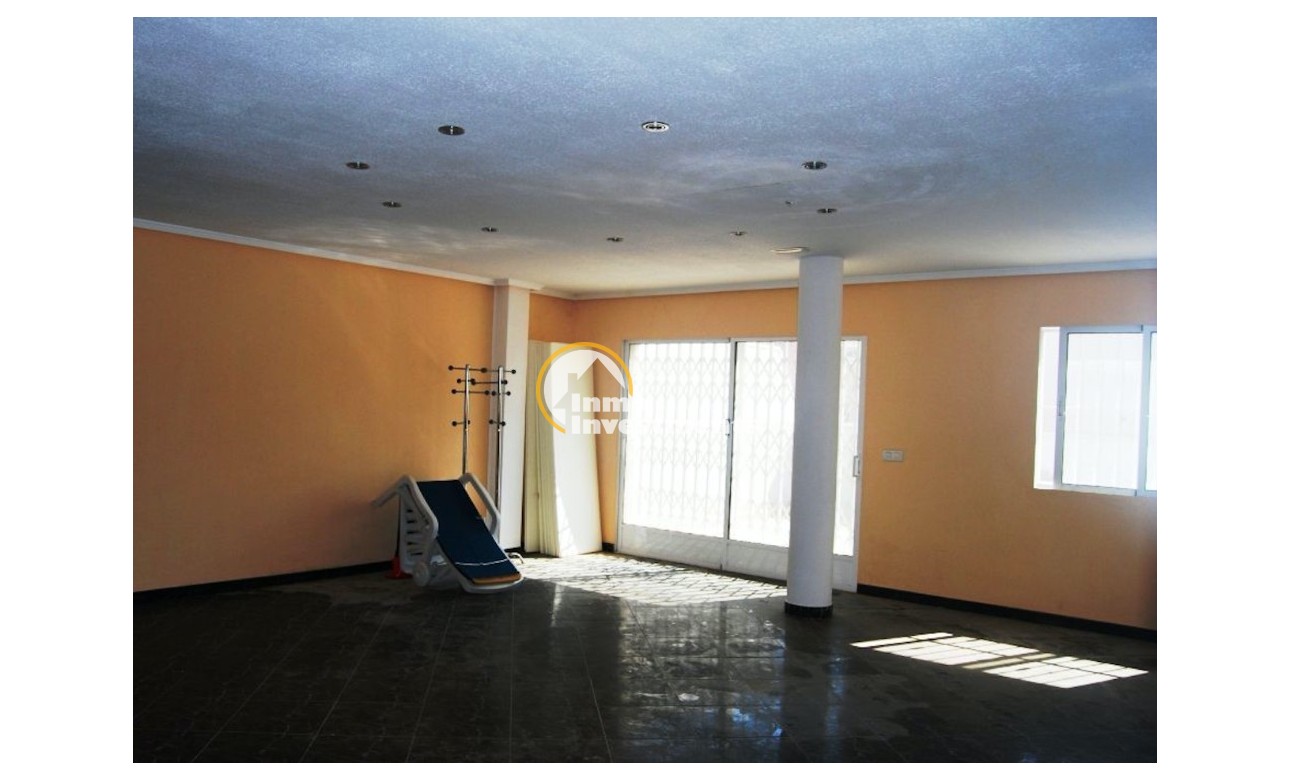 Bestaande bouw - Commercieel - Torrevieja