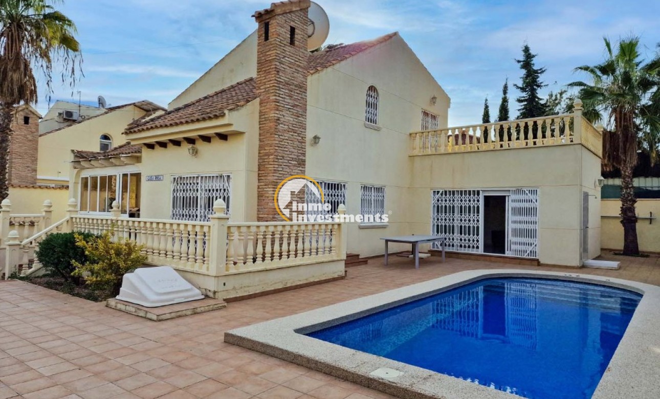 Resale - Villa - Playa Flamenca