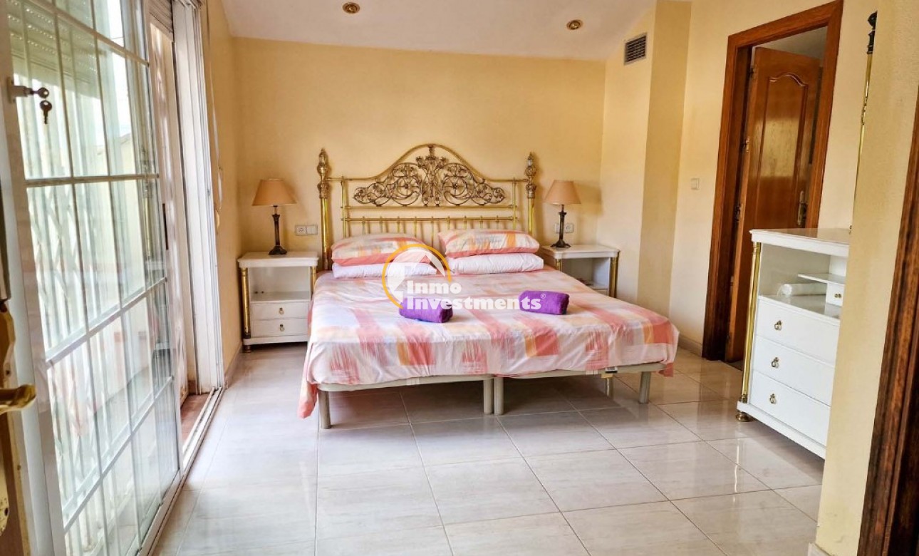 Resale - Villa - Playa Flamenca