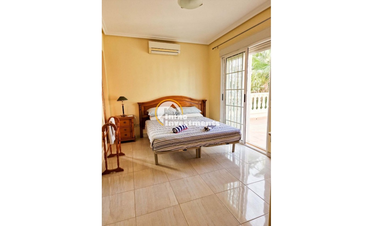 Resale - Villa - Playa Flamenca