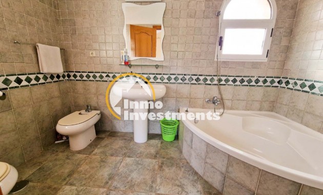 Resale - Villa - Playa Flamenca