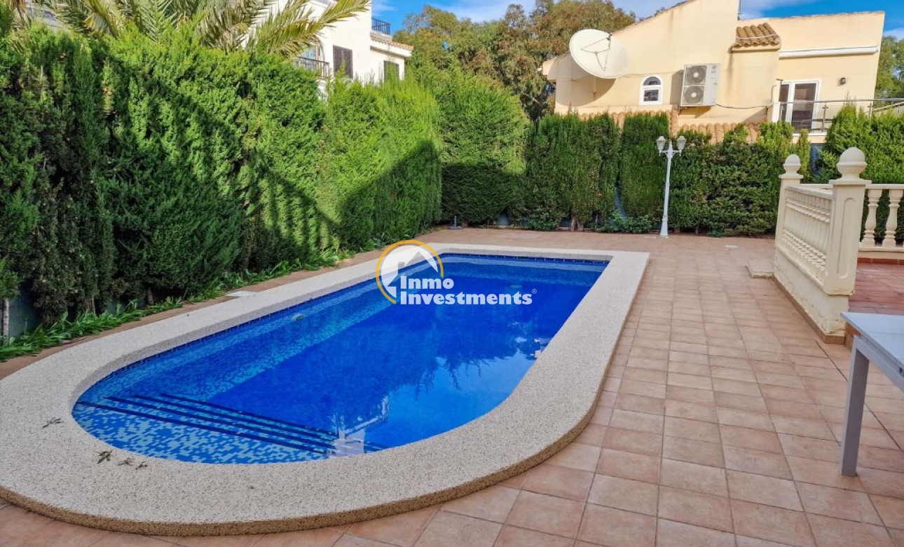 Resale - Villa - Playa Flamenca