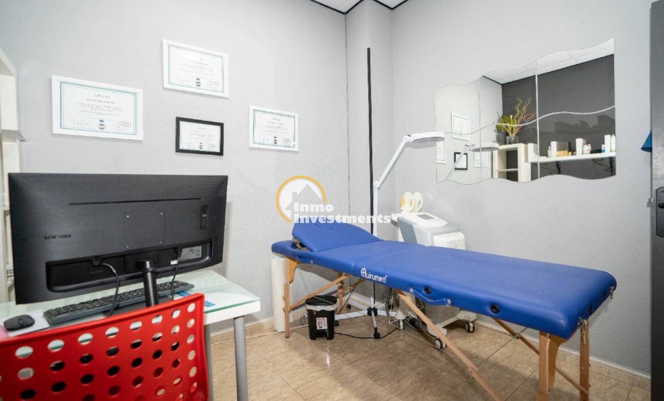 Bestaande bouw - Commercieel - Torrevieja