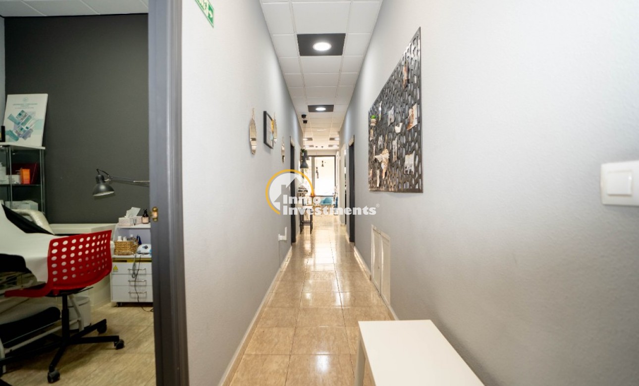 Bestaande bouw - Commercieel - Torrevieja