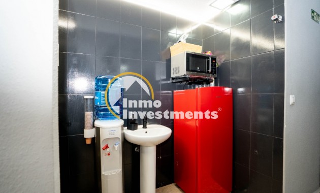 Bestaande bouw - Commercieel - Torrevieja