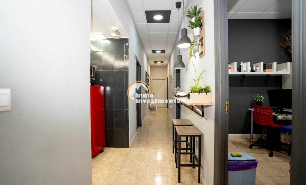 Bestaande bouw - Commercieel - Torrevieja