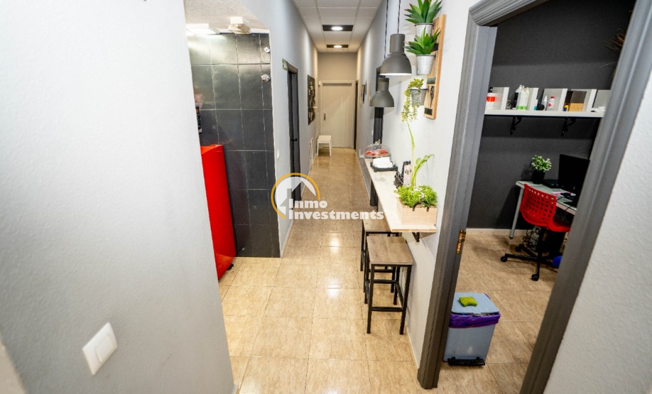 Bestaande bouw - Commercieel - Torrevieja