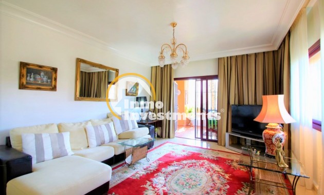 Resale - Apartment - Villamartin