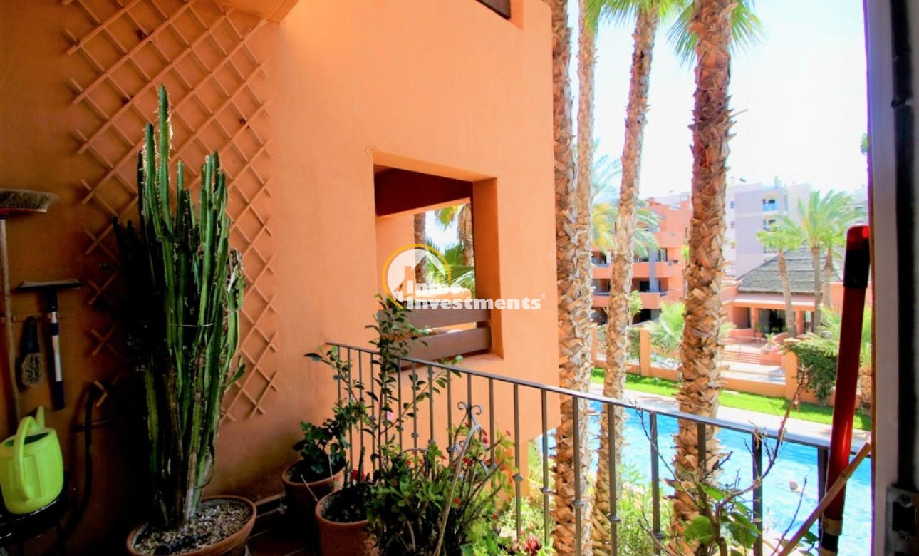 Resale - Apartment - Villamartin