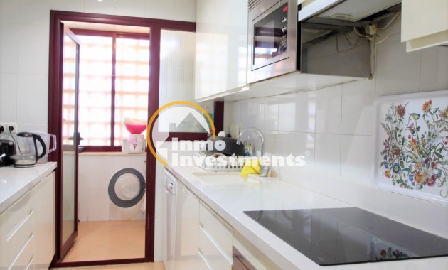 Resale - Apartment - Villamartin