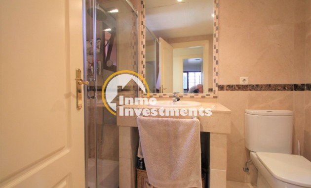 Resale - Apartment - Villamartin