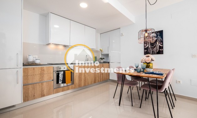 Obra nueva - Chalet adosado - Algorfa - La Finca Golf Resort