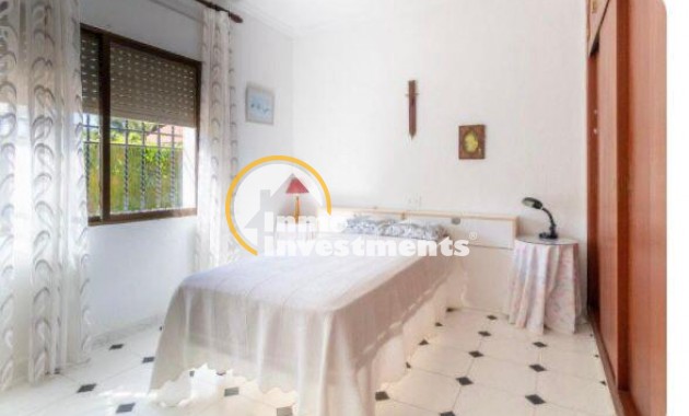 Bestaande bouw - Villa - Cabo Roig