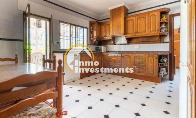 Bestaande bouw - Villa - Cabo Roig