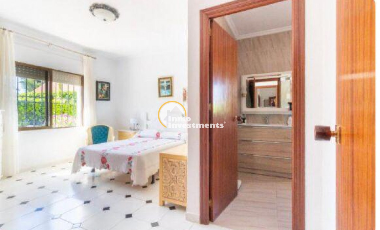 Bestaande bouw - Villa - Cabo Roig