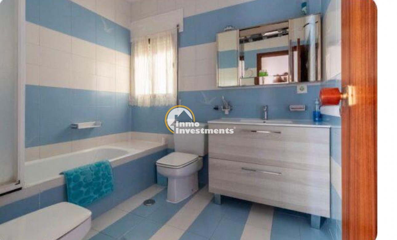 Bestaande bouw - Villa - Cabo Roig