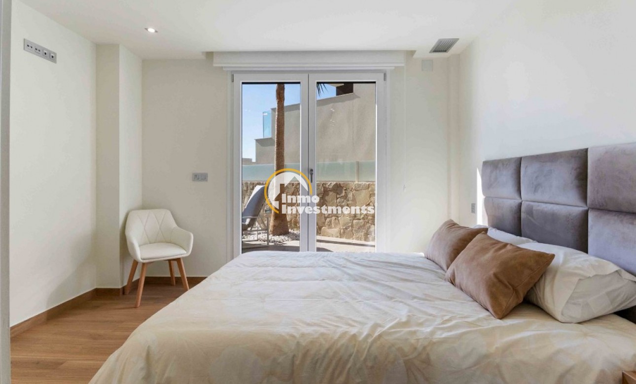 Obra nueva - Chalet independiente - Rojales