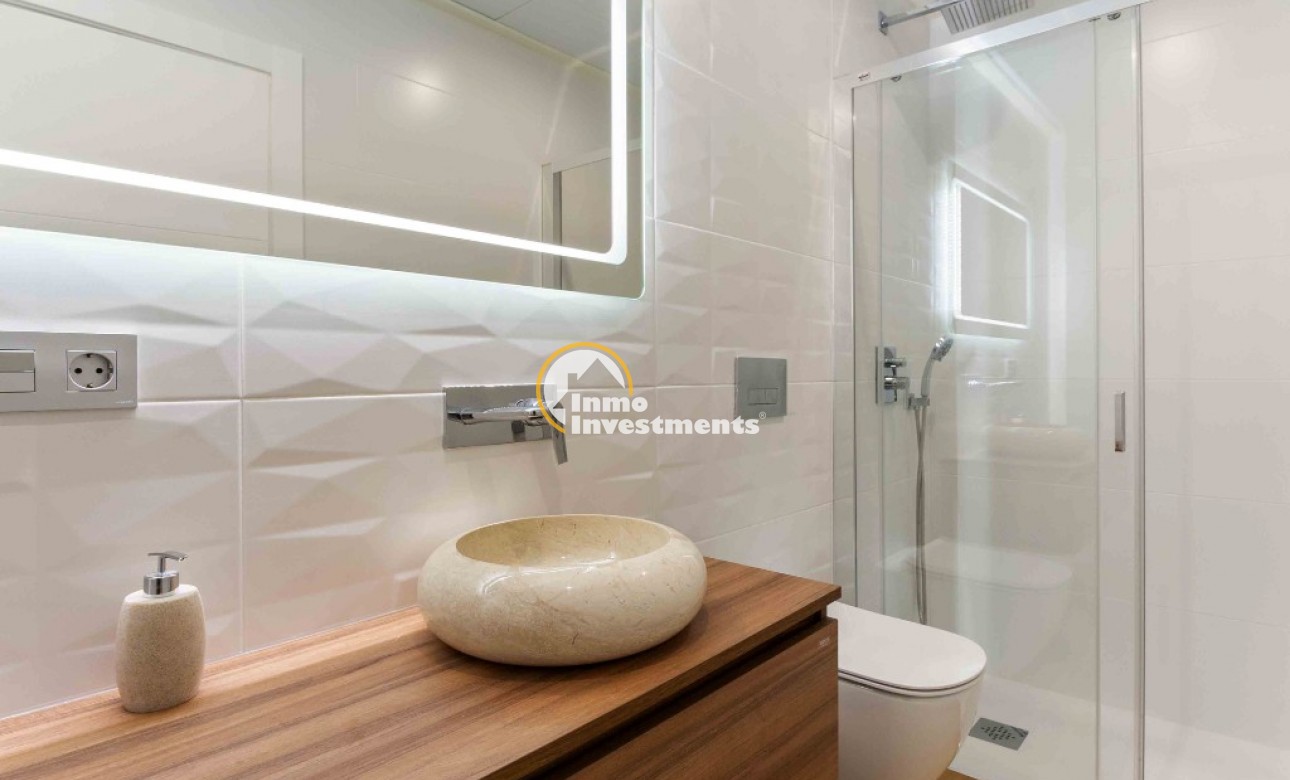 Obra nueva - Chalet independiente - Rojales