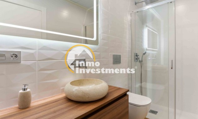 Obra nueva - Chalet independiente - Rojales