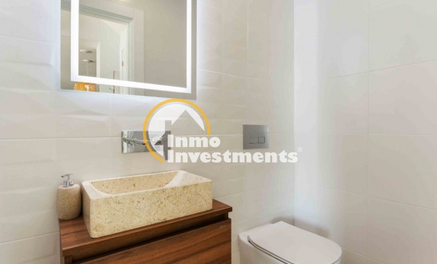 Obra nueva - Chalet independiente - Rojales