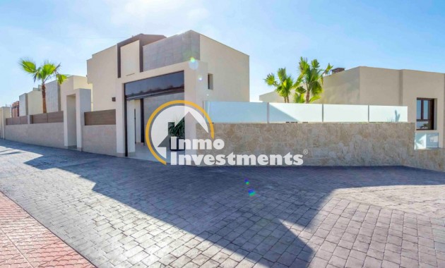 Obra nueva - Chalet independiente - Rojales