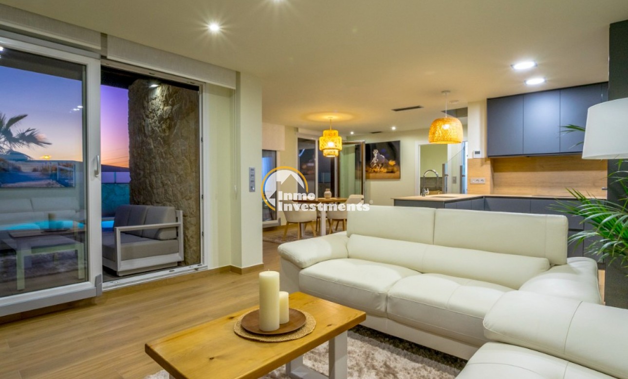 Obra nueva - Chalet independiente - Rojales