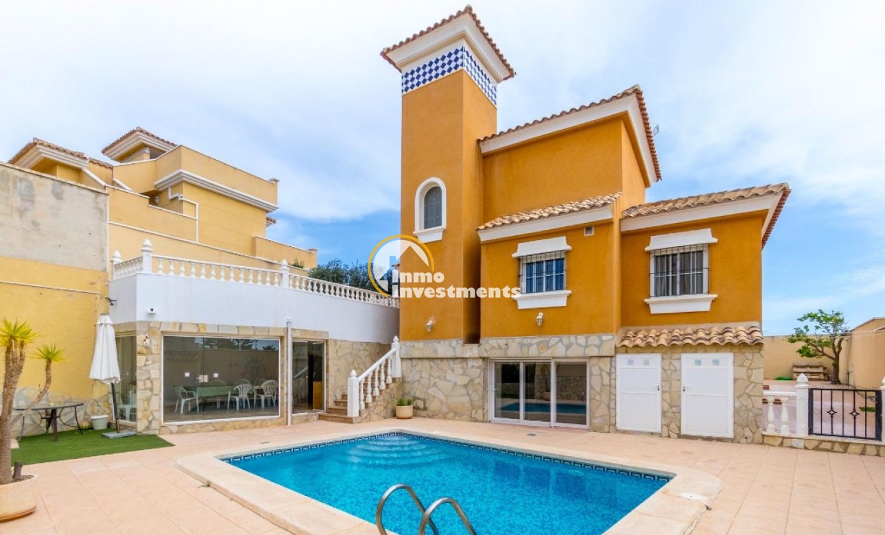 Bestaande bouw - Villa - Orihuela Costa - 