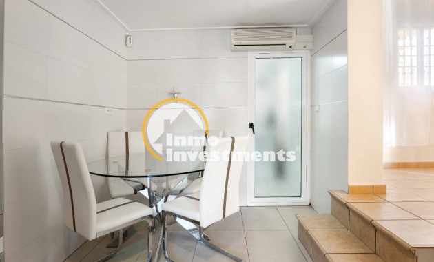 Resale - Villa - Orihuela Costa - La Florida