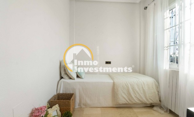 Resale - Villa - Orihuela Costa - La Florida