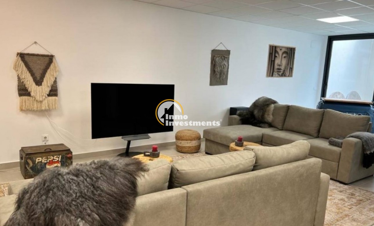 Reventa - Chalet independiente - Finestrat