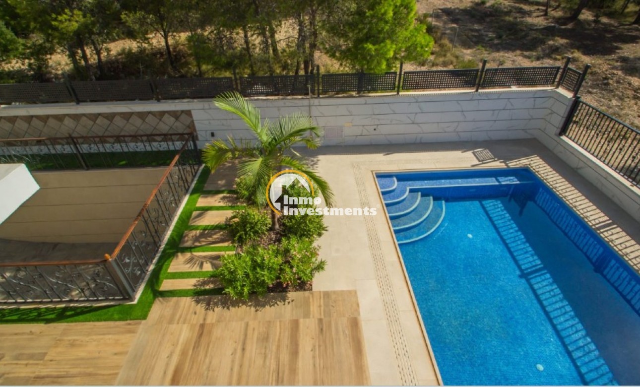 Obra nueva - Chalet independiente - Finestrat