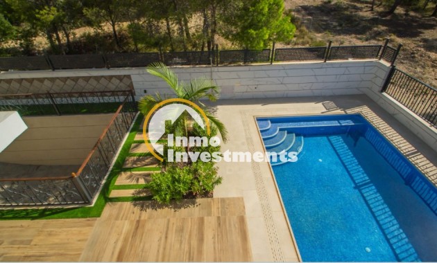 Obra nueva - Chalet independiente - Finestrat