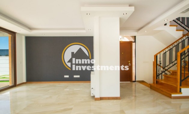 Obra nueva - Chalet independiente - Finestrat