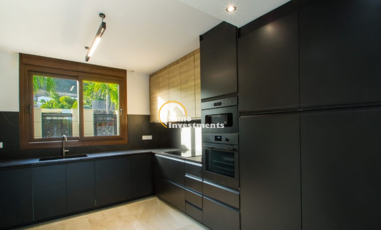 Obra nueva - Chalet independiente - Finestrat