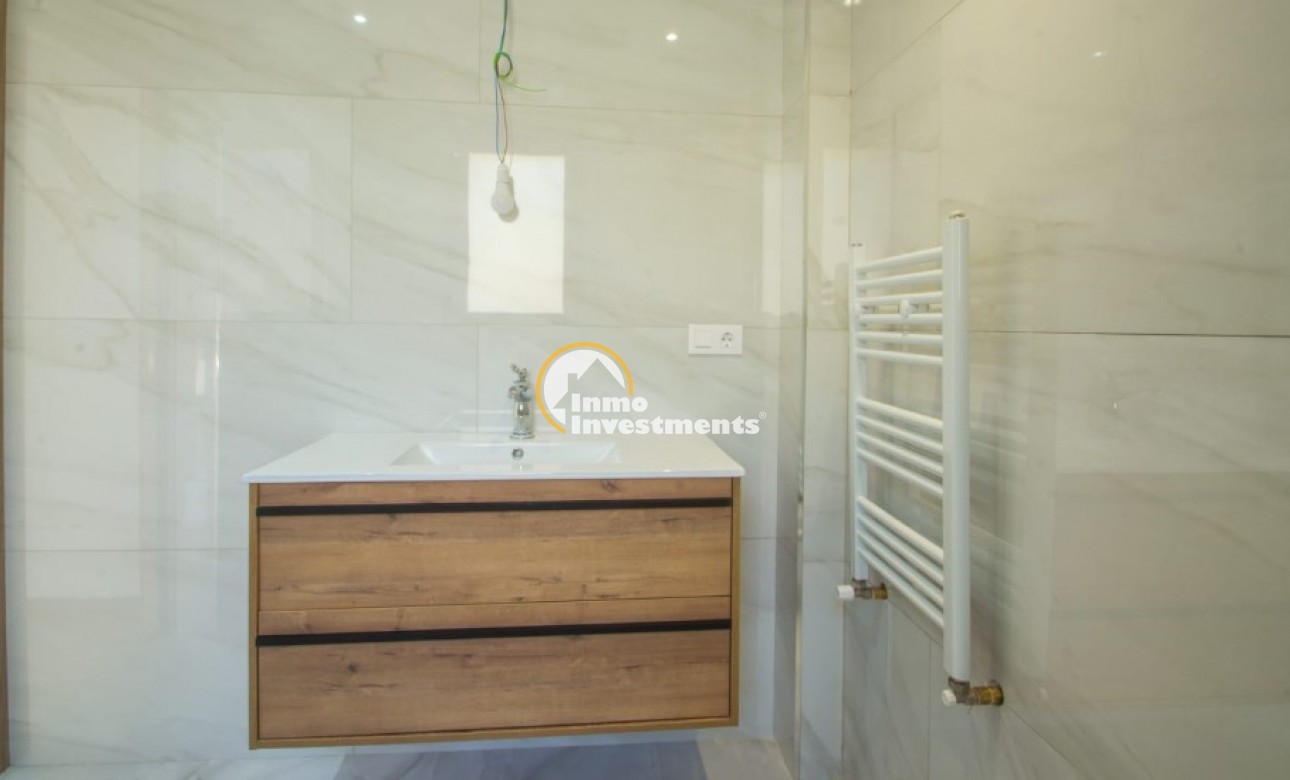 Obra nueva - Chalet independiente - Finestrat