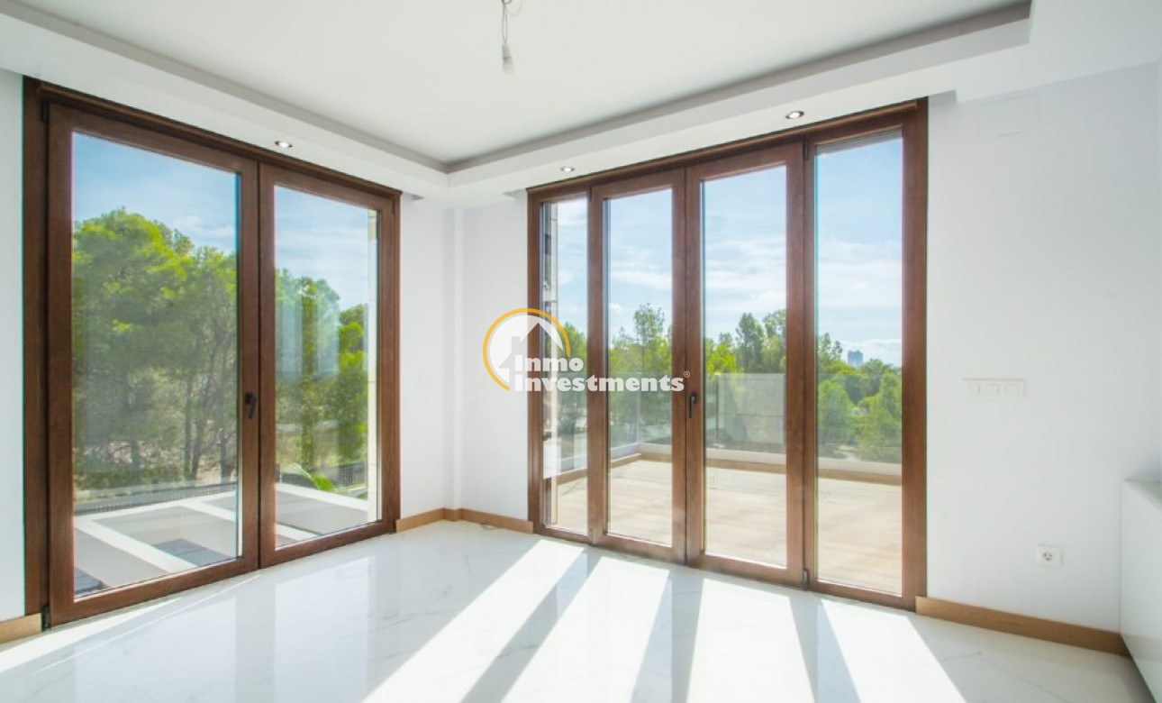 Obra nueva - Chalet independiente - Finestrat