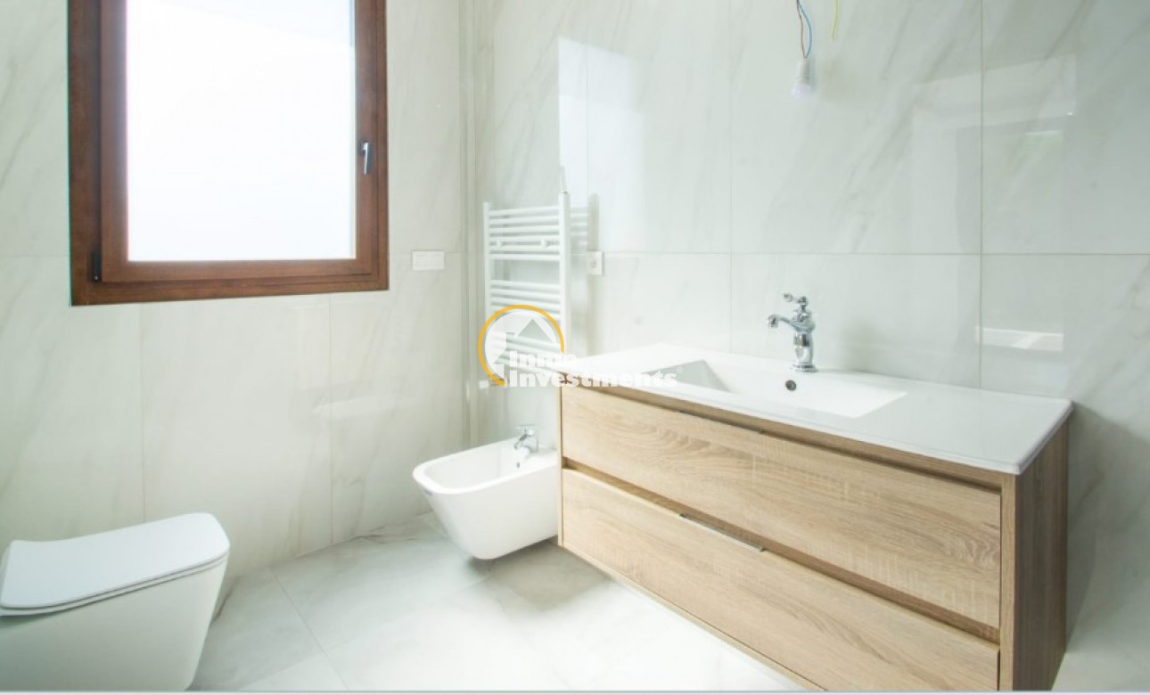 Obra nueva - Chalet independiente - Finestrat