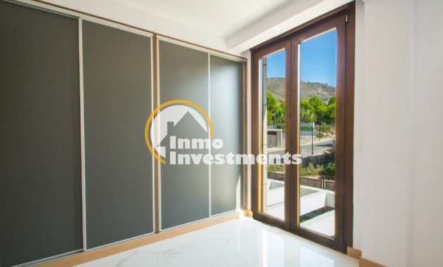 Obra nueva - Chalet independiente - Finestrat