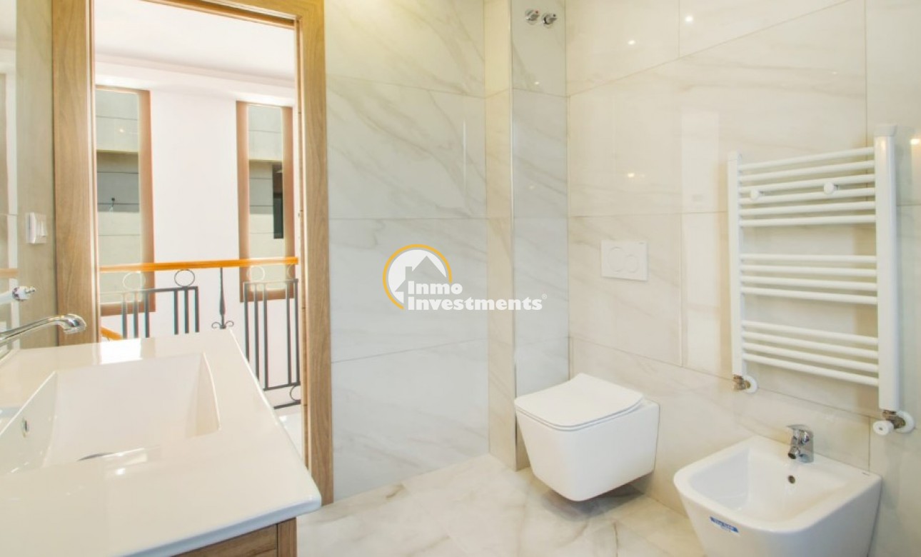 Obra nueva - Chalet independiente - Finestrat