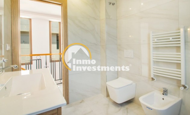 Obra nueva - Chalet independiente - Finestrat