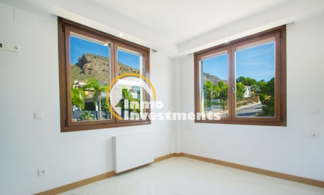 Obra nueva - Chalet independiente - Finestrat