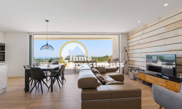 Resale - Apartment - Las Colinas - Las Colinas Golf