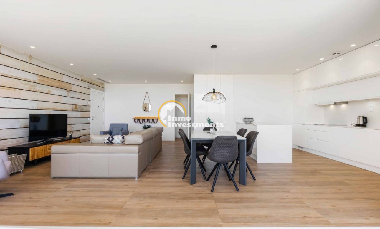 Resale - Apartment - Las Colinas - Las Colinas Golf