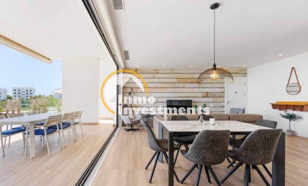 Resale - Apartment - Las Colinas - Las Colinas Golf