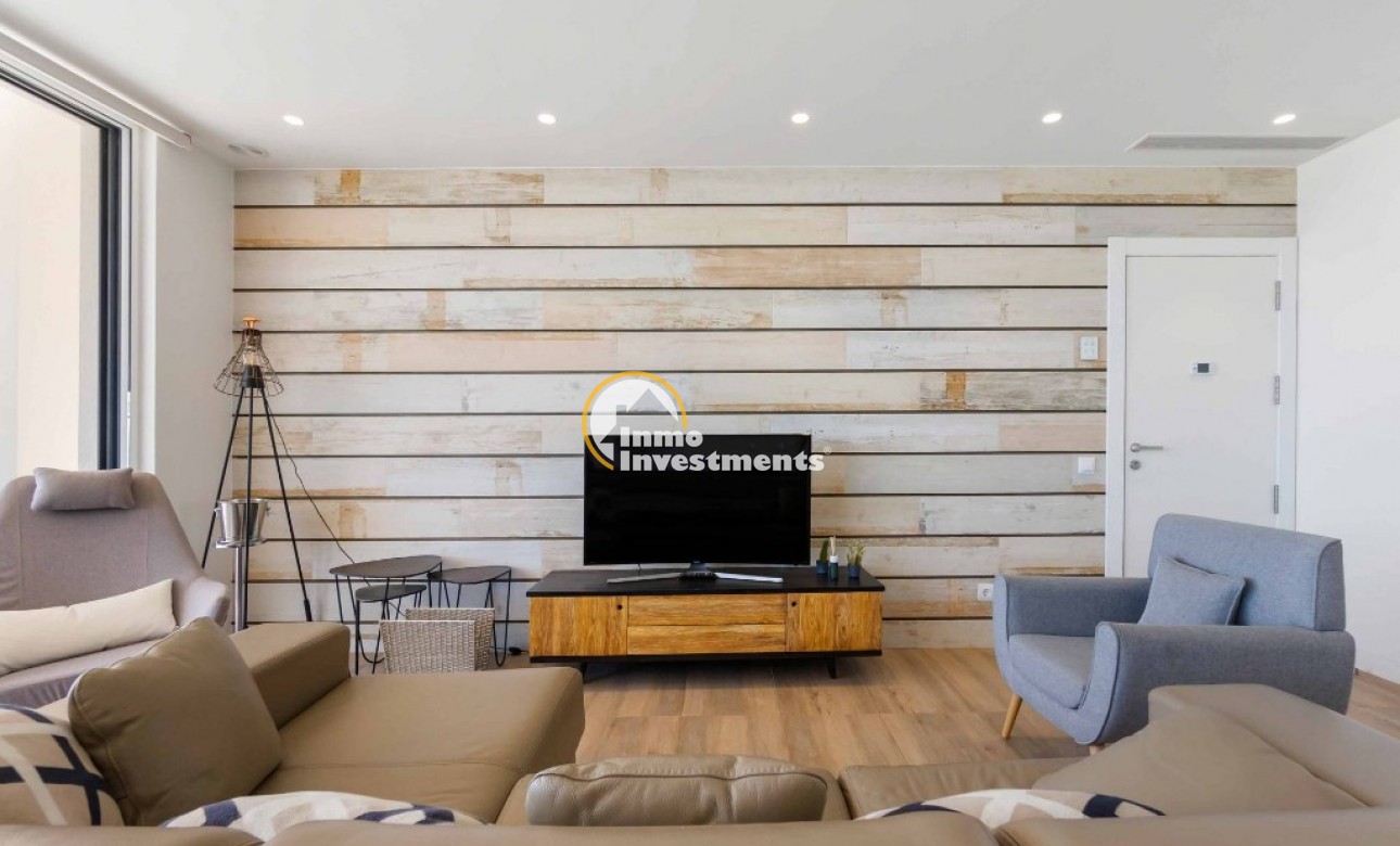 Resale - Apartment - Las Colinas - Las Colinas Golf