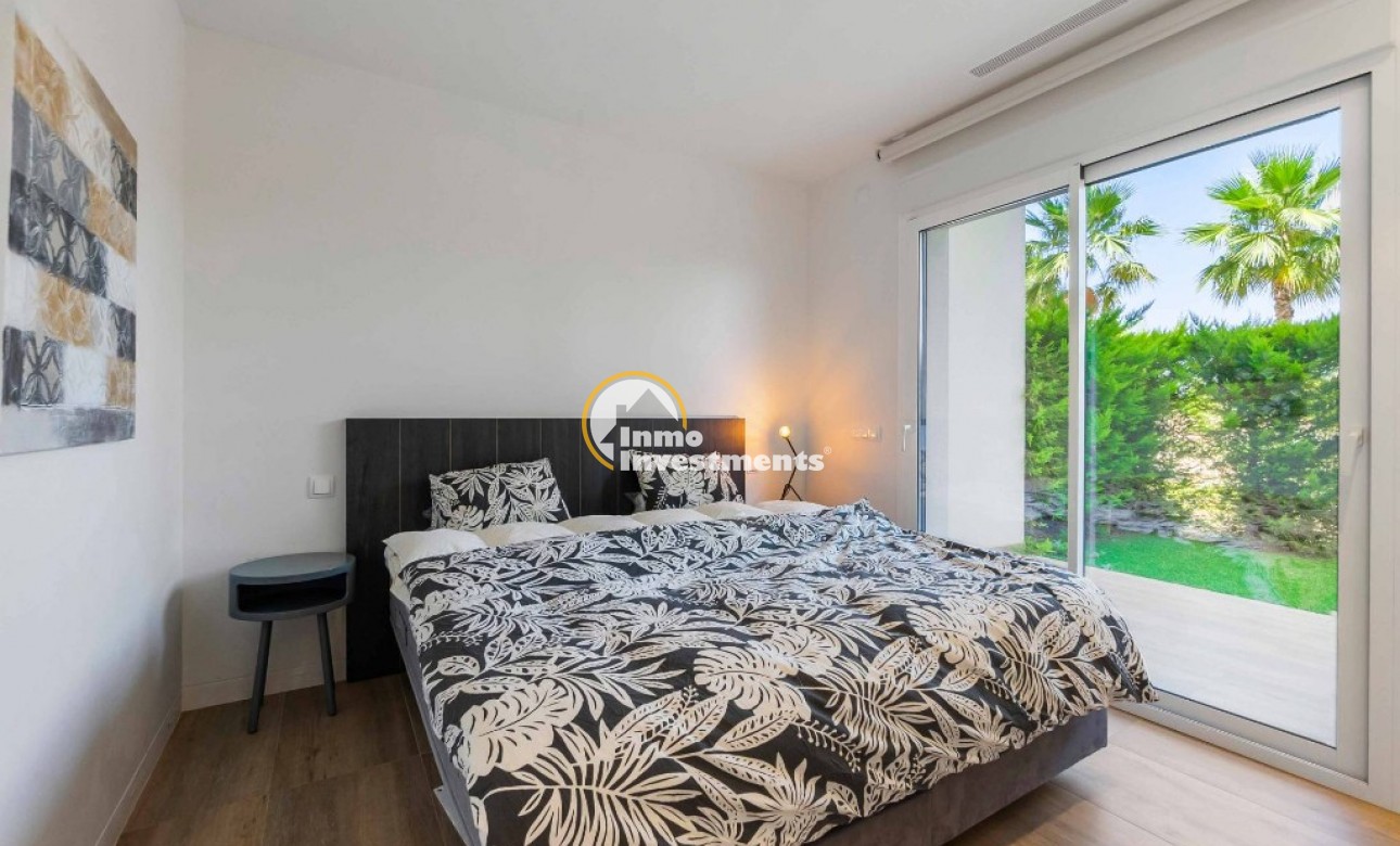 Resale - Apartment - Las Colinas - Las Colinas Golf