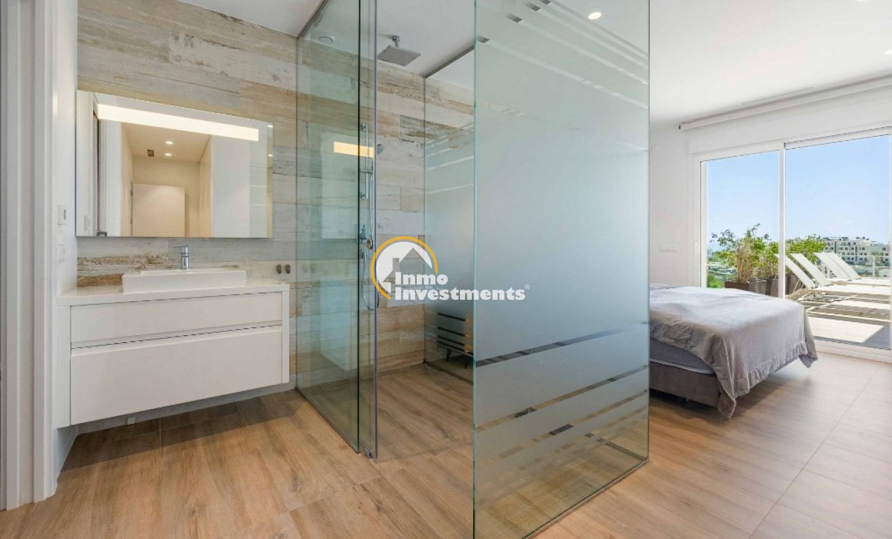 Resale - Apartment - Las Colinas - Las Colinas Golf